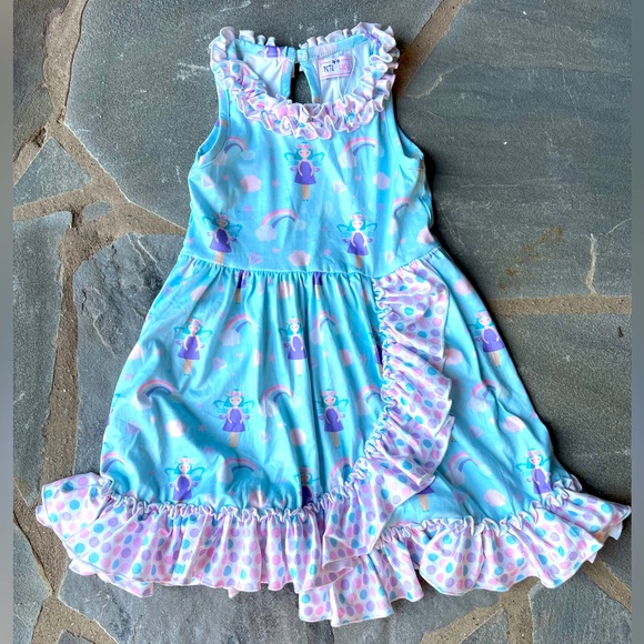 NEW Fly With Fairies Sleeveless Ruffle Dress - Picture 2 of 7